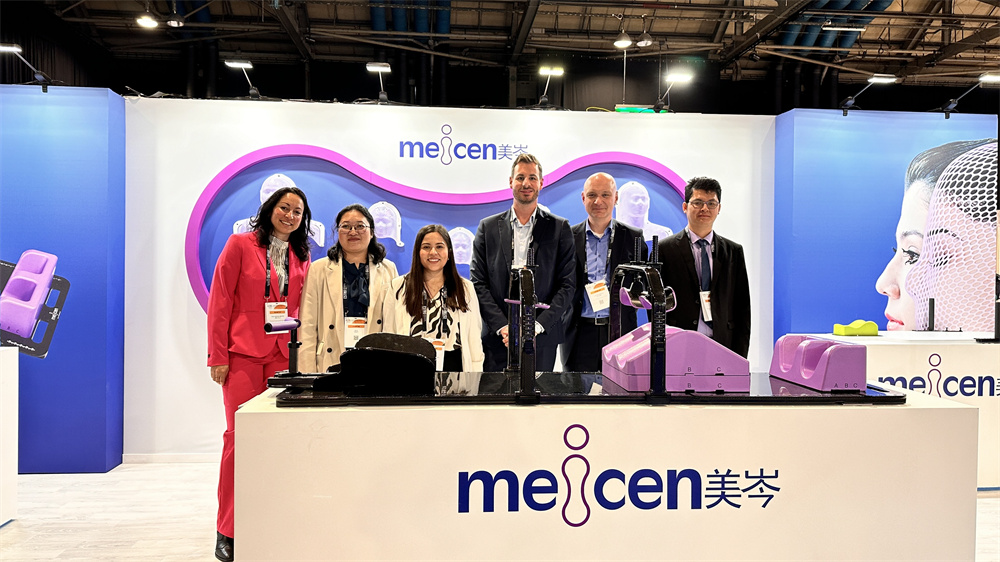 Share some photos taken from our ESTRO 2024 booth. We will remember the good times in Glasgow.